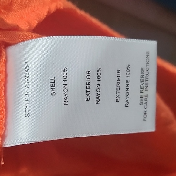 ARYN K sleeveless blouse 👚 - Picture 10 of 10